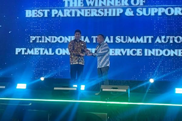 PT Metal One Steel Service Indonesia was honored with the Best Partnership and Support Award